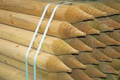 5'6" x 3.5" Machine-Rounded Pointed Fence Stake – UC4 Treated (15-Year Warranty)