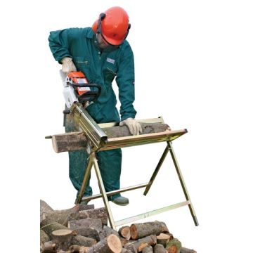 Portek Log Master Saw Horse - With Chainsaw Bar Clamp
