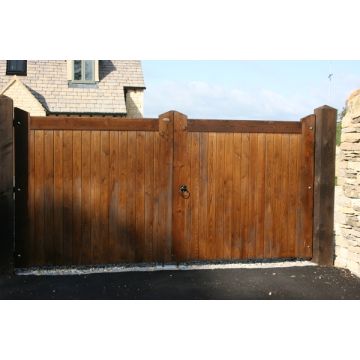 Manor Entrance Gates Iroko Hardwood
