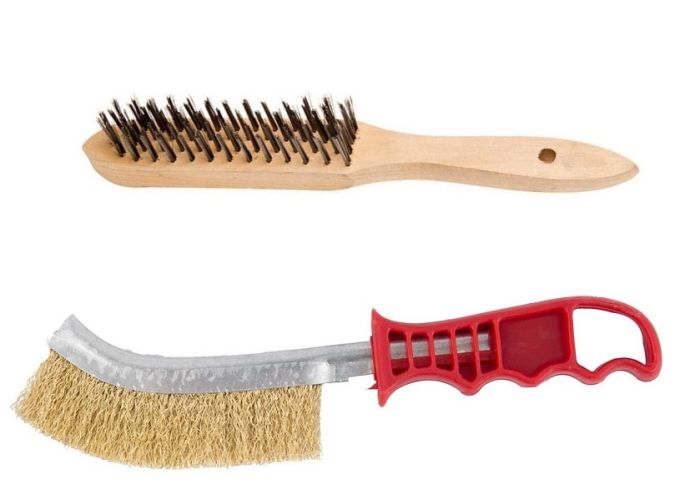 Wire brush use deals