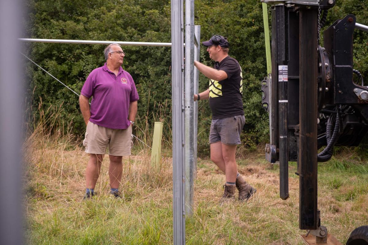 Metal fence installation: Box struts for metal fencing projects