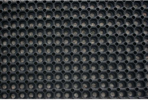 Horse holey grass mat